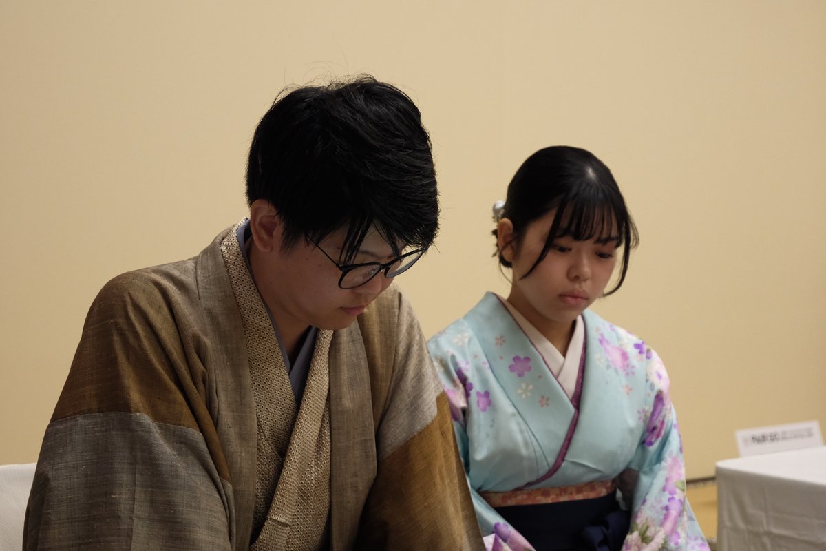 JapanPairgo's tweet photo. 【世界ペア碁最強位戦2026】

1回戦開始いたしました

大盤解説の様子は下記よりご覧いただけます
https://t.co/VbQ21crzvo

特設ページ：https://t.co/l6lEpolqrO https://t.co/w6r6VUAt8z