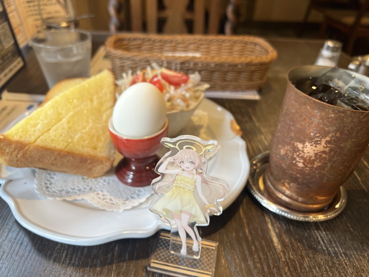 skyF25Blue's tweet photo. 初めて来るカフェ店☕️ https://t.co/iz5dEela65