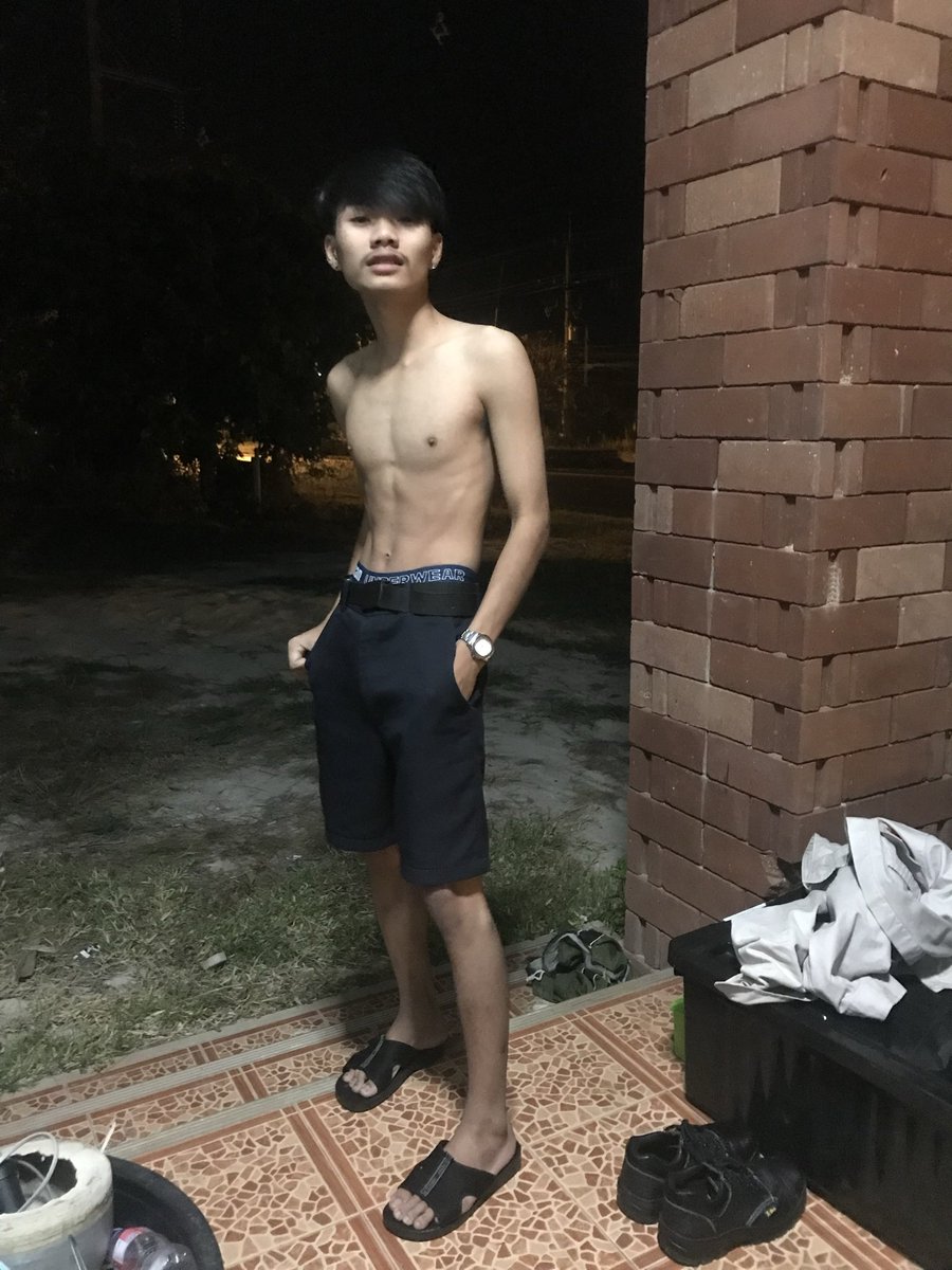 Jameg0mn's tweet photo. โสดๆ https://t.co/HCO3zC9tEq