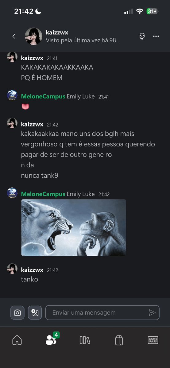 despicableSeed's tweet photo. é impressionante o fato da pessoa perder e se dar o trabalho de vir no meu pv pra tentar me ofender por causa de uma bandeira na foto do joguinho online https://t.co/OitI3WXdVU