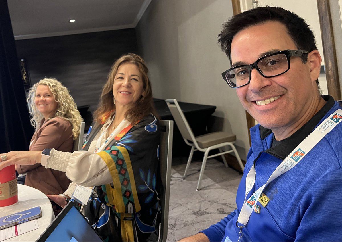 GraceSuvaRN's tweet photo. Indigenous-focused #BPSOs bring a distinct lens to #BPSOSymposium using Two-Eyed Seeing to advance culturally safe and effective BPG implementation #IndigenousHealth @RNAO @JanetCheeRNAO @KHansonRNAO @DorisGrinspun https://t.co/omu4C7wHIh