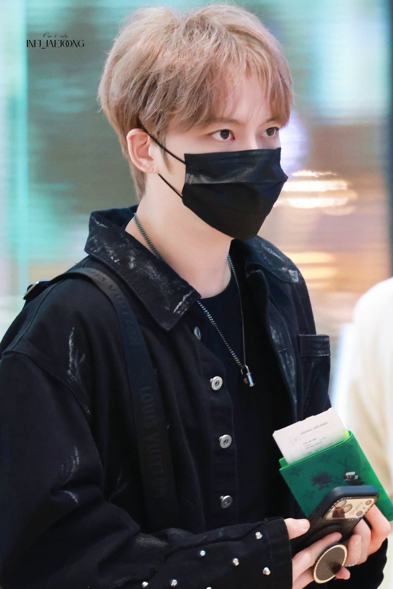 INFJ_JJ's tweet photo. 260925 ICN🛫CTS

@bornfreeonekiss
#김재중 #Kimjaejoong #ジェジュン #金在中 https://t.co/y2oX3bEiyE