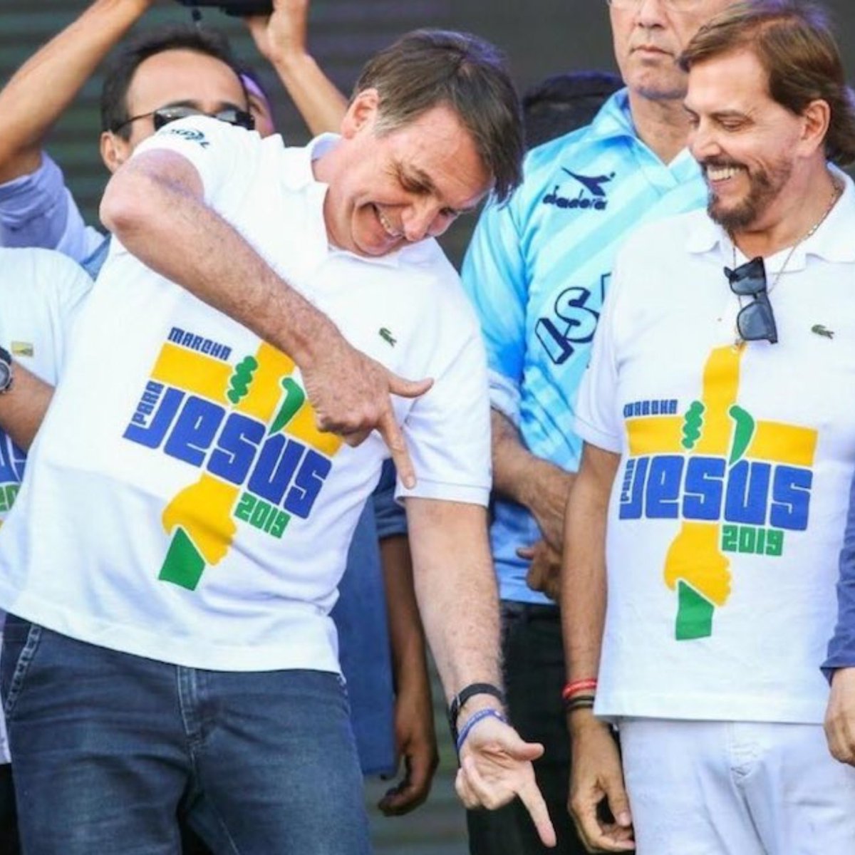 NP__Oficial's tweet photo. 🚨 ATENÇÃO l Grupo de evangélicos quer, através de um projeto de lei, tirar a Nossa Senhora da Aparecida como padroeira do Brasil. https://t.co/QIvuABIFMQ