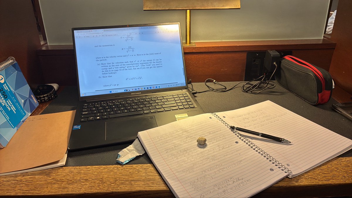 pezbabosa67's tweet photo. girlfriend called… DECLINED! busy whore!

busy with my PHYSICS https://t.co/3UIxYiP9cg