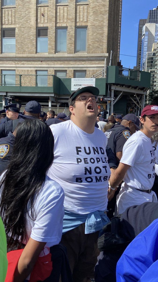 NotLauraLeigh's tweet photo. Love that it looks like he's about to take a bite out of crime https://t.co/2FpNtdtbri