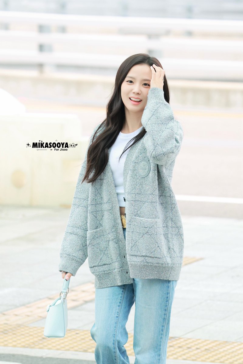 Chuchu103_'s tweet photo. 260925 ｜ ICN🛫
#지수 #JISOO #金智秀 #キム・ジス https://t.co/LhItd3H1iu