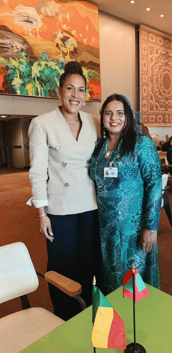 IruthishamAdam's tweet photo. 🌍Delighted to meet the Minister of Foreign Affairs of Benin @AmoriBrunet on the sidelines of #UNGA81HLW.

We discussed strengthening #Maldives–#Benin relations and enhancing bilateral and multilateral cooperation.

This September marked 15 years of diplomatic relations between our countries, and I look forward to closer engagement and a stronger partnership.

@MoFAmv 
@MVPMNY 
@MDVinGeneva 
@BeninDiplomatie