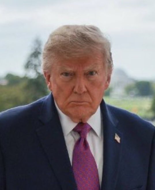 AntiTrumpCanada's tweet photo. Resting Pedophile Face. https://t.co/prNZhTTlrE