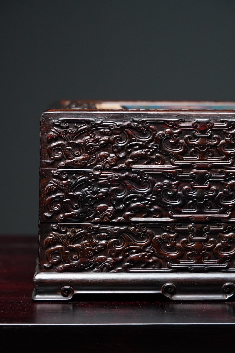 meoruphy's tweet photo. [A small wooden box with a nasal ornament embedded on its surface, exuding a warm and delicate vibe!] https://t.co/g1npxuIop7