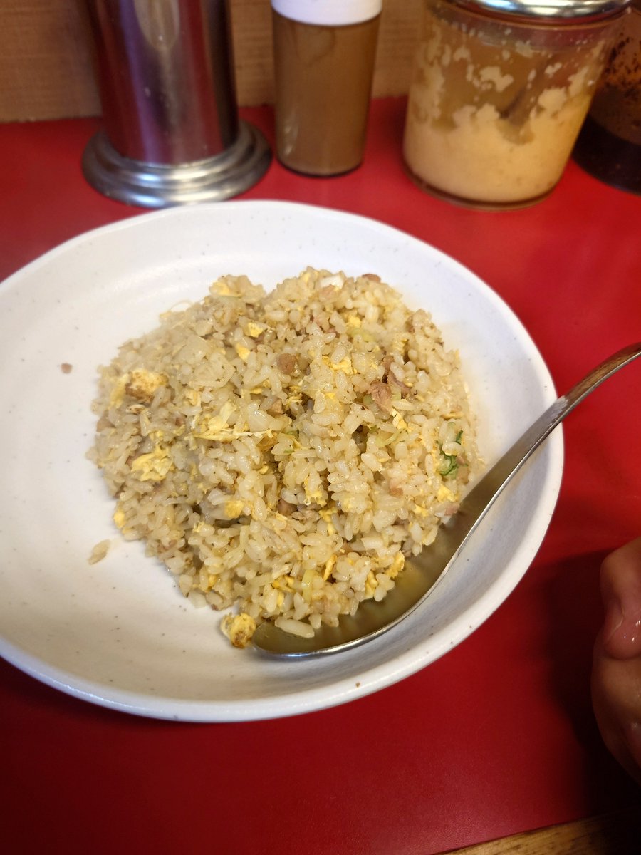 naritamryan's tweet photo. 弁慶
ラーメン
炒飯

夜中までやって最高 https://t.co/jNA5nPdDdW