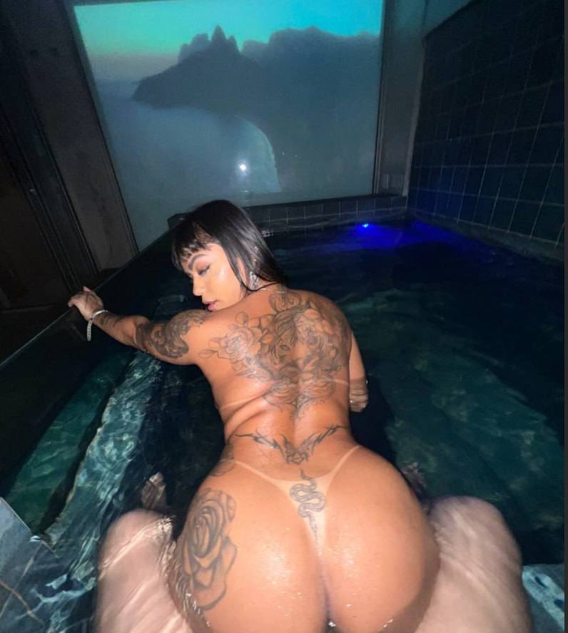 dessadelle_'s tweet photo. 🔒 SÓ VÁLIDO PARA MEUS ASSINANTES! 🔥😈

👆Tô escolhendo só entre os meus assinantes, ok? 🍆
⤵️
PRIVACY  VIP PROMOÇÃO 
https://t.co/Adyg85L46Y https://t.co/oJu1SezZVH
