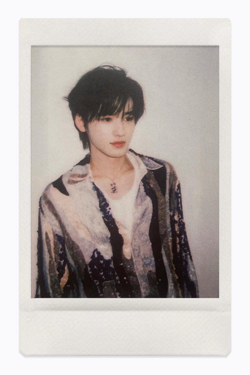 yayamoyed's tweet photo. yaxuan polaroids that I love ♥︎: https://t.co/RVh3ctfDZp
