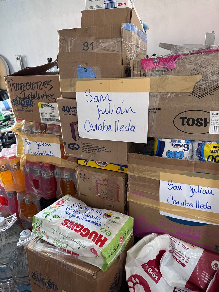 JesusGonzalezS's tweet photo. Amigos sé que las noticias están muy movidas, pero paso a recordarles que seguimos teniendo activo nuestro pequeño centro de acopio para ayudar a los afectados del doble terremoto del estado Vargas. Vamos cada semana

2da avenida de Sta Eduvigis con 4ta

No los abandonemos https://t.co/MhiQx4vxGJ