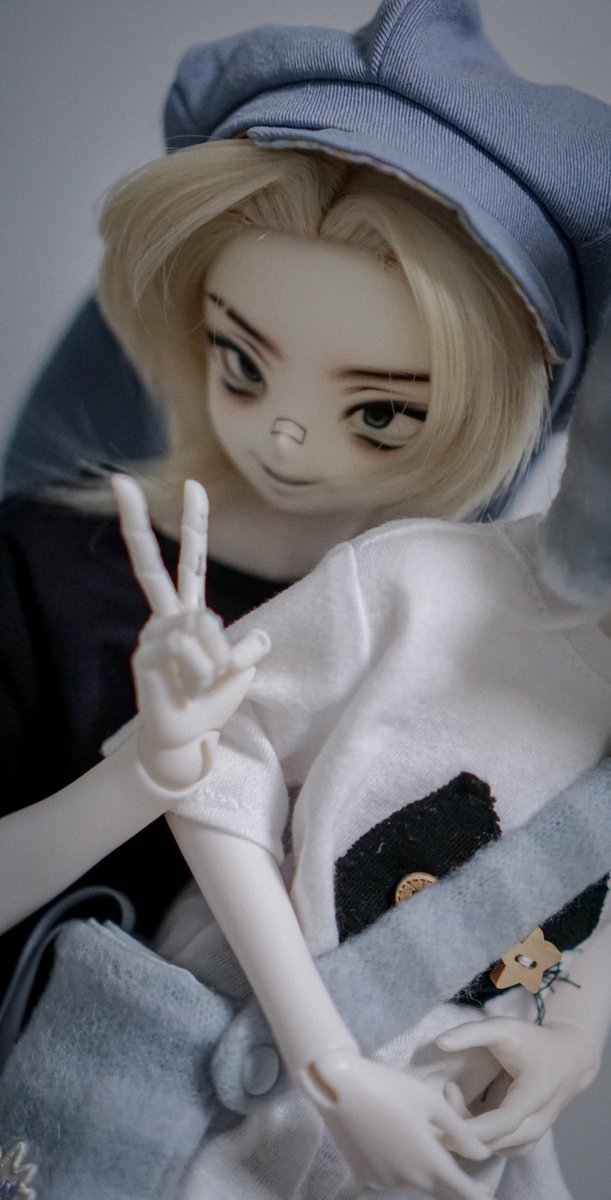 Hwinanaa's tweet photo. 초점나간거 아쉬운데 나가서 더 ㄱㅊ은거같기도하고 https://t.co/bEYXN2rwFa