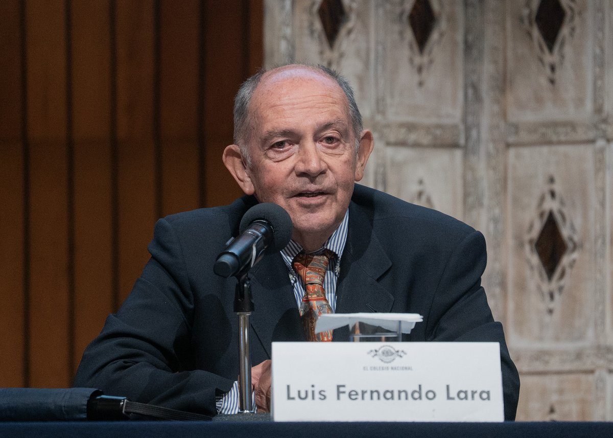 ColegioNal_mx's tweet photo. Luis Fernando Lara, cuyas investigaciones han transformado el estudio de la lengua y la elaboración de obras lexicográficas fundamentales, disertará sobre el uso de las palabras, que también forma parte de nuestra manera de construir sociedad y cultura. 

🗓 Martes 29 de septiembre · 18 h
📍 Donceles 104 #entradalibre
👤Imparte: Luis Fernando Lara 

👉 https://t.co/ylLmC0da29

#LibertadPorElSaber @elcolmex @CELLColmex @IIFL_UNAM @filos_unam