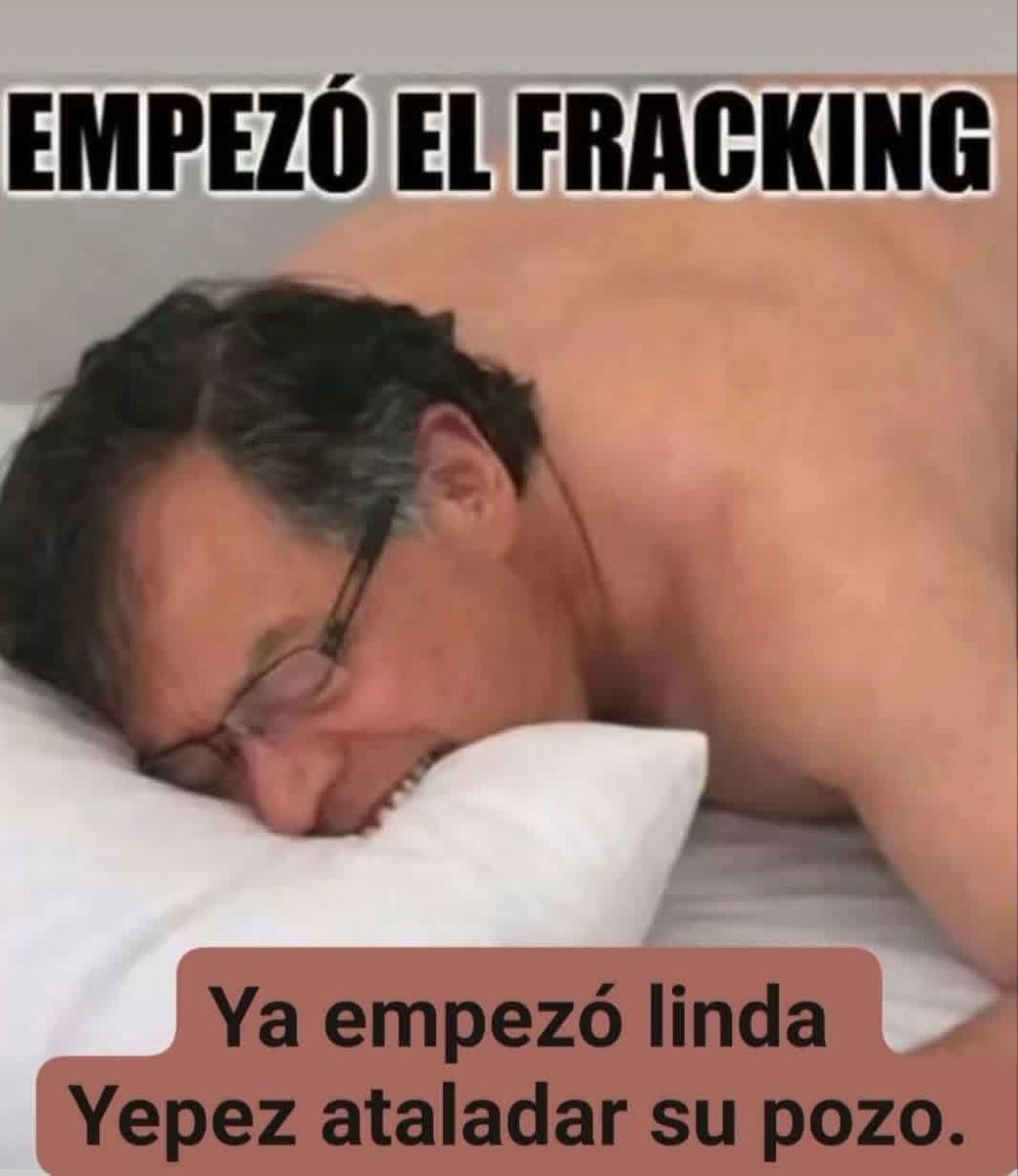 Danpolvz's tweet photo. @Medrealoffic27 @AbelardoPTE Entonces qué quiere la niña? que el gobierno se le arrodille a esas escorías como tú amo el cacas? Y también asi como cuando tú se lo mama a las travestis como tu cacas el Petrans? @petrogustavo ? https://t.co/C6gwCta0xx