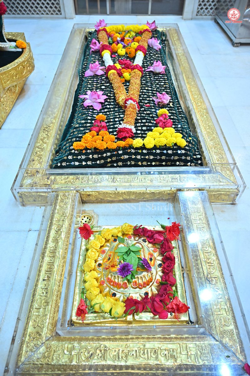 SSSTShirdi's tweet photo. *!! ॐ साई राम !!*
*श्री साईबाबा संस्थान विश्वस्त व्यवस्था,शिर्डी*
*!! ॐ Sai Ram !!*
*Shri Saibaba Sansthan Trust, Shirdi*
≈≈≈≈≈≈≈ 
*आरती :-शिर्डी माझे पंढरपुर*
*शुक्रवार २५ सप्टेंबर २०२६*  
*Aarti :-Shirdi Majhe Pandharpur*
*Friday 25 September 2026* https://t.co/4BQ25dBpWG
