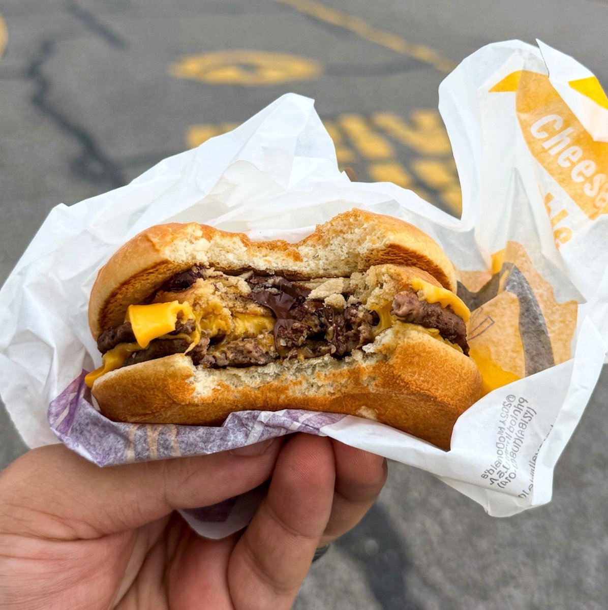 HuinGuillaume's tweet photo. A fan-made menu hack called the "Cookie McDouble" is going viral. A Double Cheeseburger (no mustard, ketchup or onions - and hopefully no pickles) with a chocolate chip cookie below the two beef patties. 

Someone called it a "masterpiece" after eating it.
Trying one tomorrow. https://t.co/vgmX5ZatpM