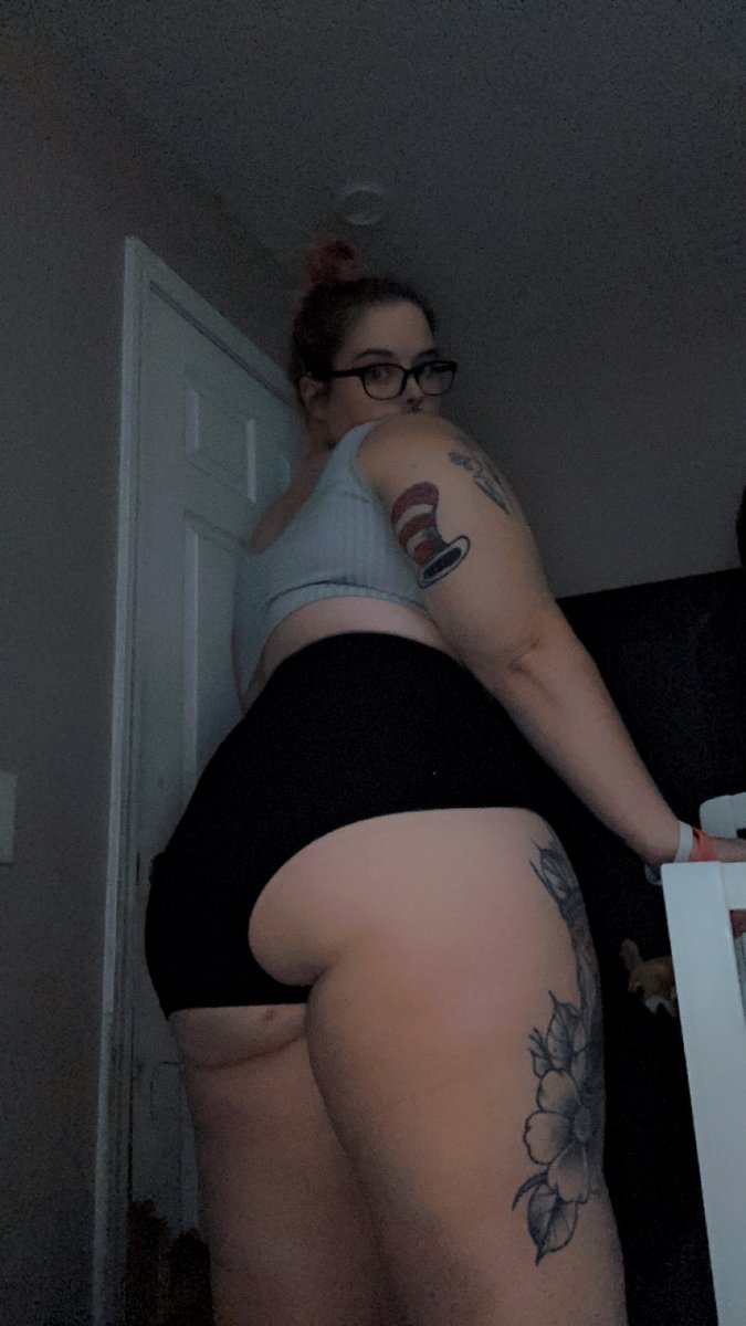 Nikkii_Gx23's tweet photo. Feeling nice & offering 25% off my content 💋🥳
#snapchat
#onlyfans
#milf
#nsfwㅤㅤ
#nsfwtwtًً
#thick
#selling
#buyingcontent https://t.co/Oqp0RXfhCV