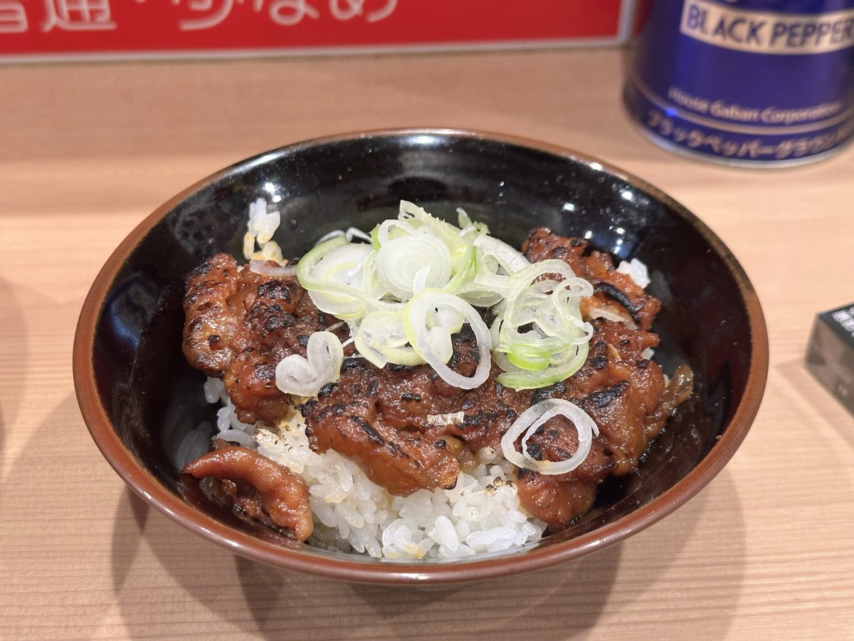 y_a_harada's tweet photo. 本日のフォロワー品です！
「ピリ辛鶏皮煮」です！
ご飯に合うので是非お声がけください✨
無くなり次第終了です！！ https://t.co/GnzkM727bB
