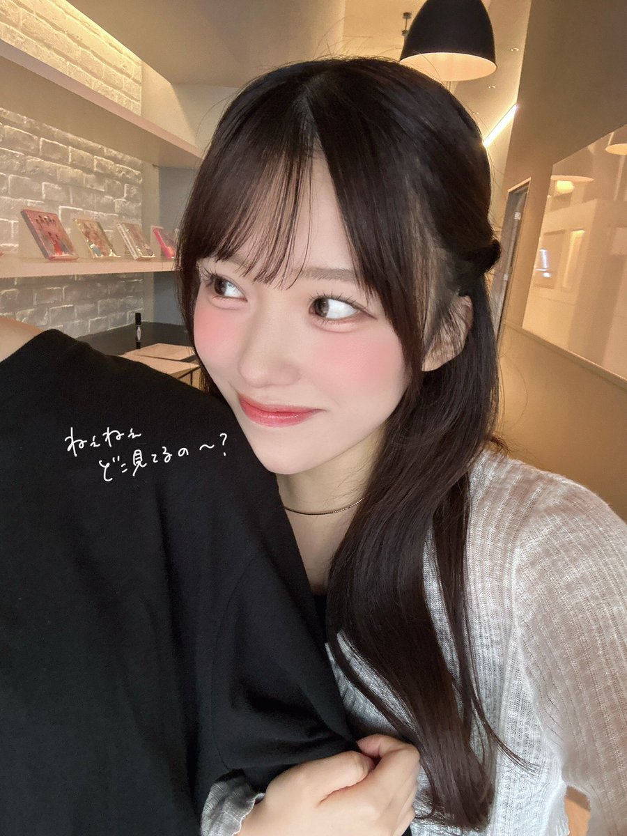 nana_KLS0404's tweet photo. おはにょ︎︎︎︎︎☺︎

何気なく撮った写真が彼女感〜♩だったやつ🎀
あ！よそ見しないよ！( ˶･̆⤙･̆˶ )♡

#カワラボサウス   #松田奈々 https://t.co/jJGpEcPw0i
