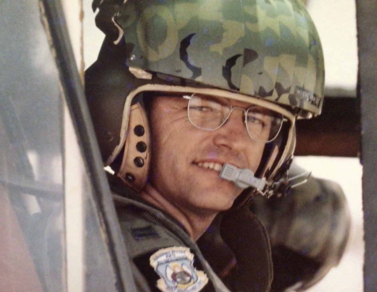 MilitaryCooI's tweet photo. US Airforce Vietnam Vet John Hiemstra of Oreon sadly passed away September 25, 2022. May he Rest In Peace...

We remember this Vietnam veteran who served when called and carried that war with him through the rest of his life.
Thank You for the years he was given after he came home.

Give him rest now, and give peace to those who loved him.

Amen. 🙏🏻