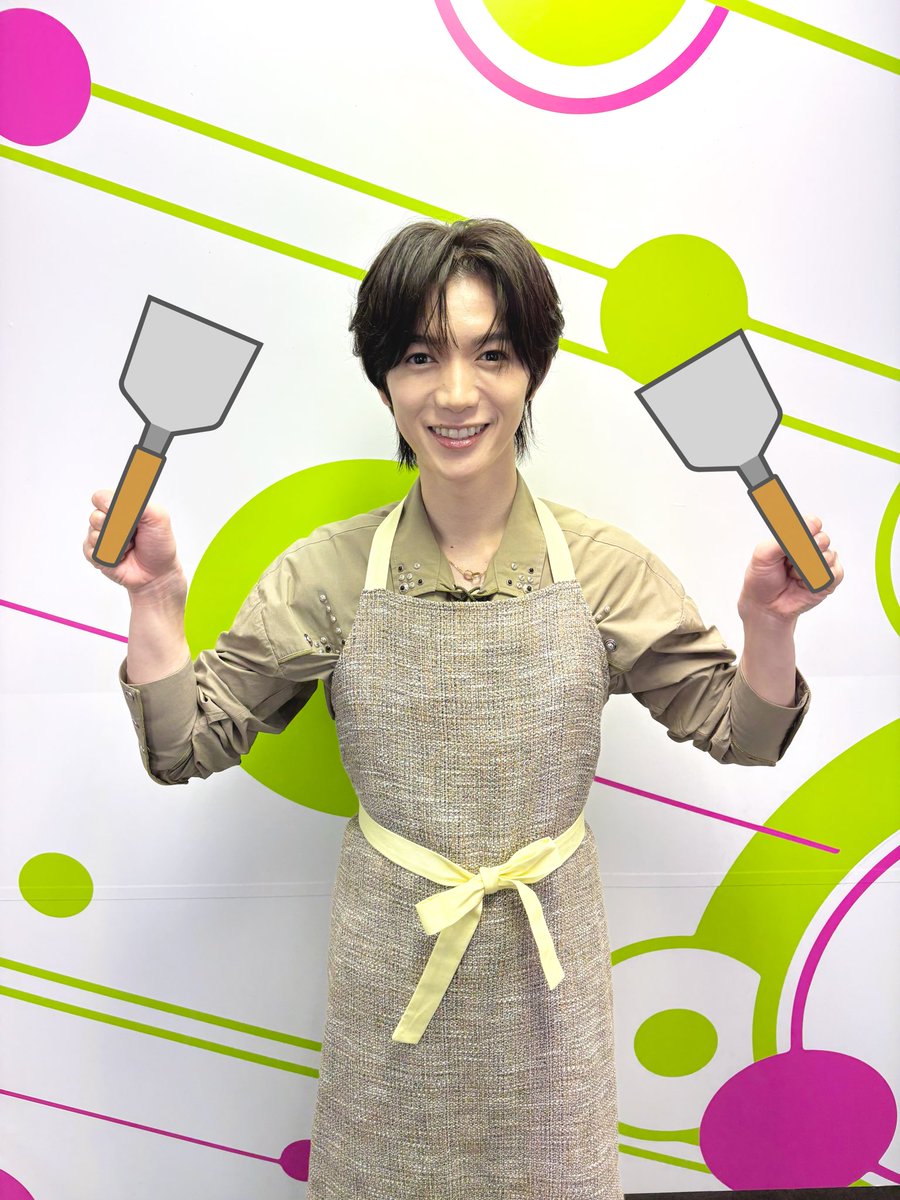 nonstop_fujitv's tweet photo. #ノンストップ
#七五三掛kitchen 🍳

料理初心者🔰
#TravisJapan #七五三掛龍也 が
#料理アイドル を目指す🩷

#七五三掛のとん平焼き を紹介💫

#しめのイチオシ
薄切りにしたおもちを卵で包んで
ボリュームアップ⤴️

#今週のしめ何食べた
#松倉海斗 さんと焼き肉🥩🧡

#ESSE https://t.co/lOlvMdYxAf