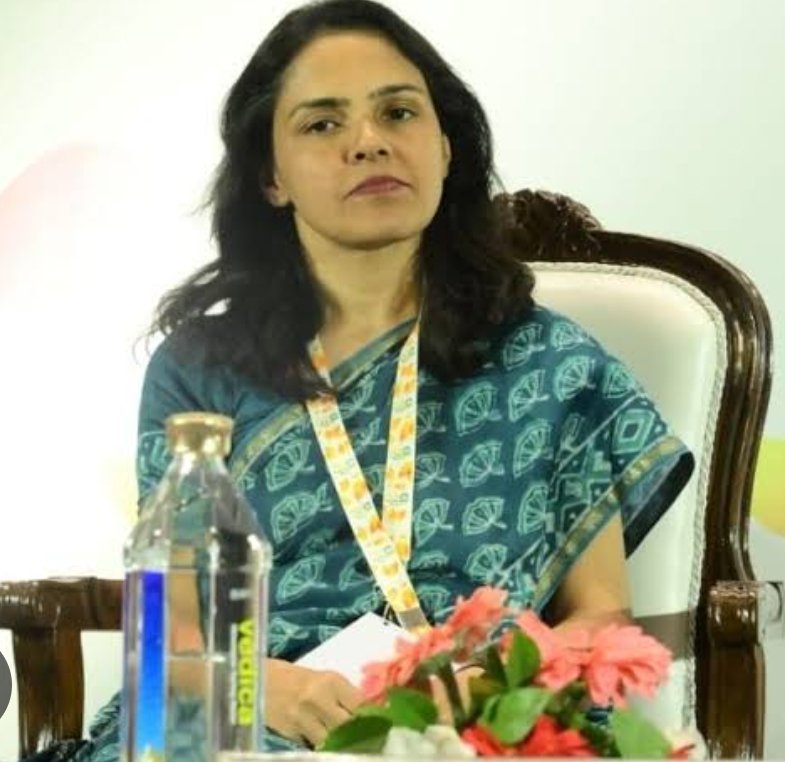 AhteshamFIN's tweet photo. #IAS डॉ. रोशन जैकब 2004 #सचिव और आयुक्त, खाद्य सुरक्षा एवं औषधि प्रशासन विभाग, उत्तर प्रदेश सरकार, लखनऊ को #जन्मदिन 🎂 की हार्दिक बधाई &amp; शुभकामनाएँ !! 📚 https://t.co/mz3GsfawSc