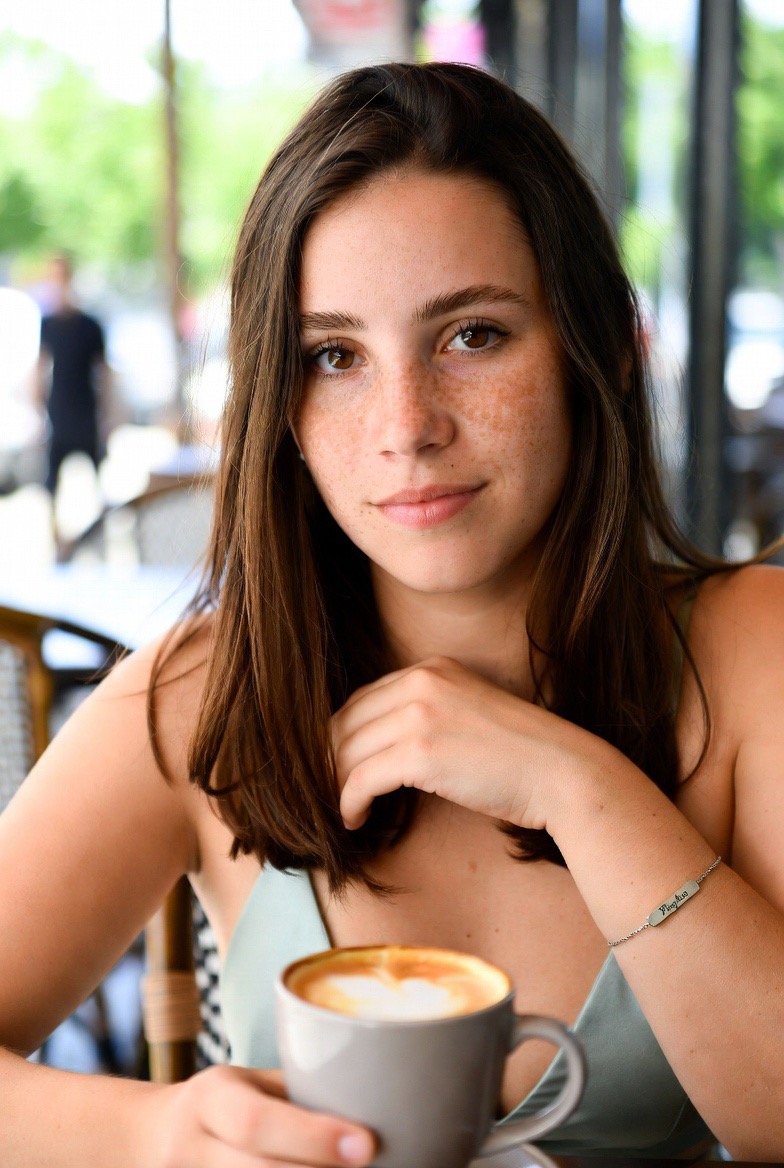 VRichard54723's tweet photo. The cafe one got paid twice by mistake.💦
Your own line and one photo, and it lands in seconds. In the cafe, bent over the table, cock in her mouth, one hand braced.
Keep both payments and send that table photo↓
https://t.co/fXRjM31neZ
#OnlyFans #POV #sex https://t.co/y7G0HGKnyO