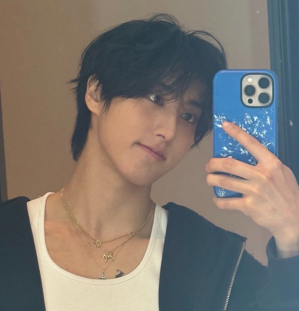 skzxhannie's tweet photo. a gente namora
#sssd #stayselcaday #straykids #hanjisung https://t.co/Z4o4wIerVL