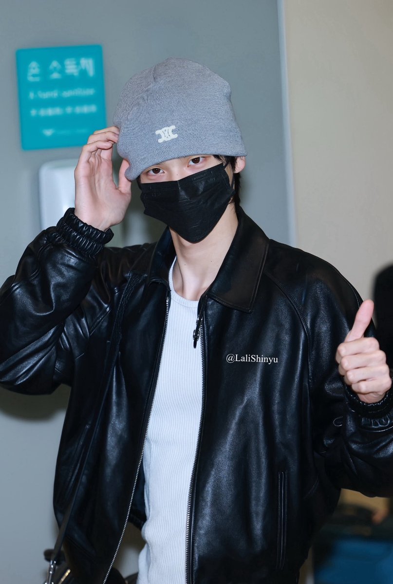 LaliShinyu's tweet photo. 260925  to BKK 

#투어스 #TWS 
#신유 #SHINYU https://t.co/mbNQ80nzn9
