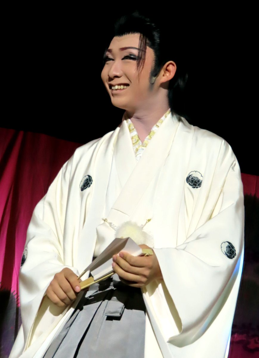 yuu_time55's tweet photo. 2026/09/14

#劇団舞姫
#総座長
#葵翔太郎改名記念座長大会
#葵翔太郎改め
#滝沢皇己
#浅草木馬館 https://t.co/sYXEz0qf7P