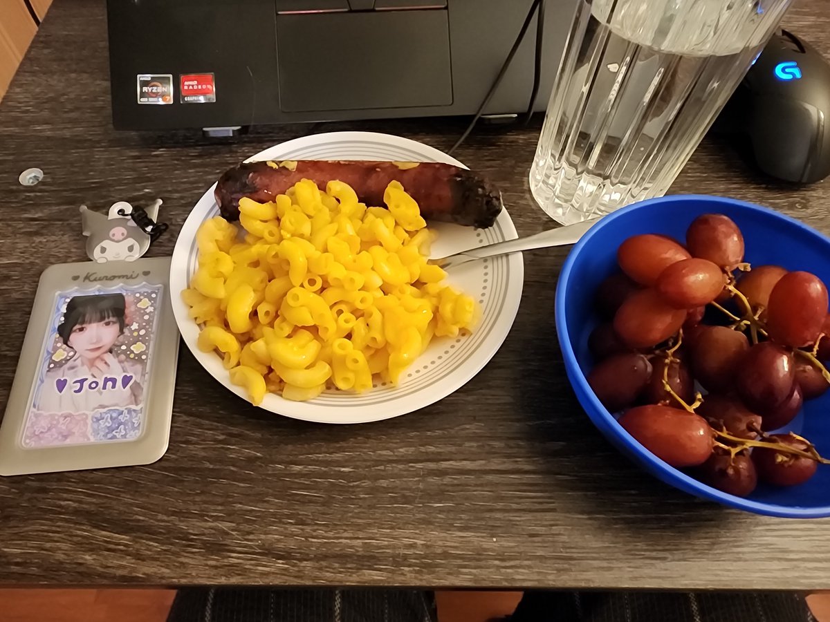 rand0m_c1tizen's tweet photo. いただきます, My Love🌻
I have been sleeping a lot lately, with you on my mind🥹
Wish we could be together🥲
Love you❣️ https://t.co/JCnrgFwv1k