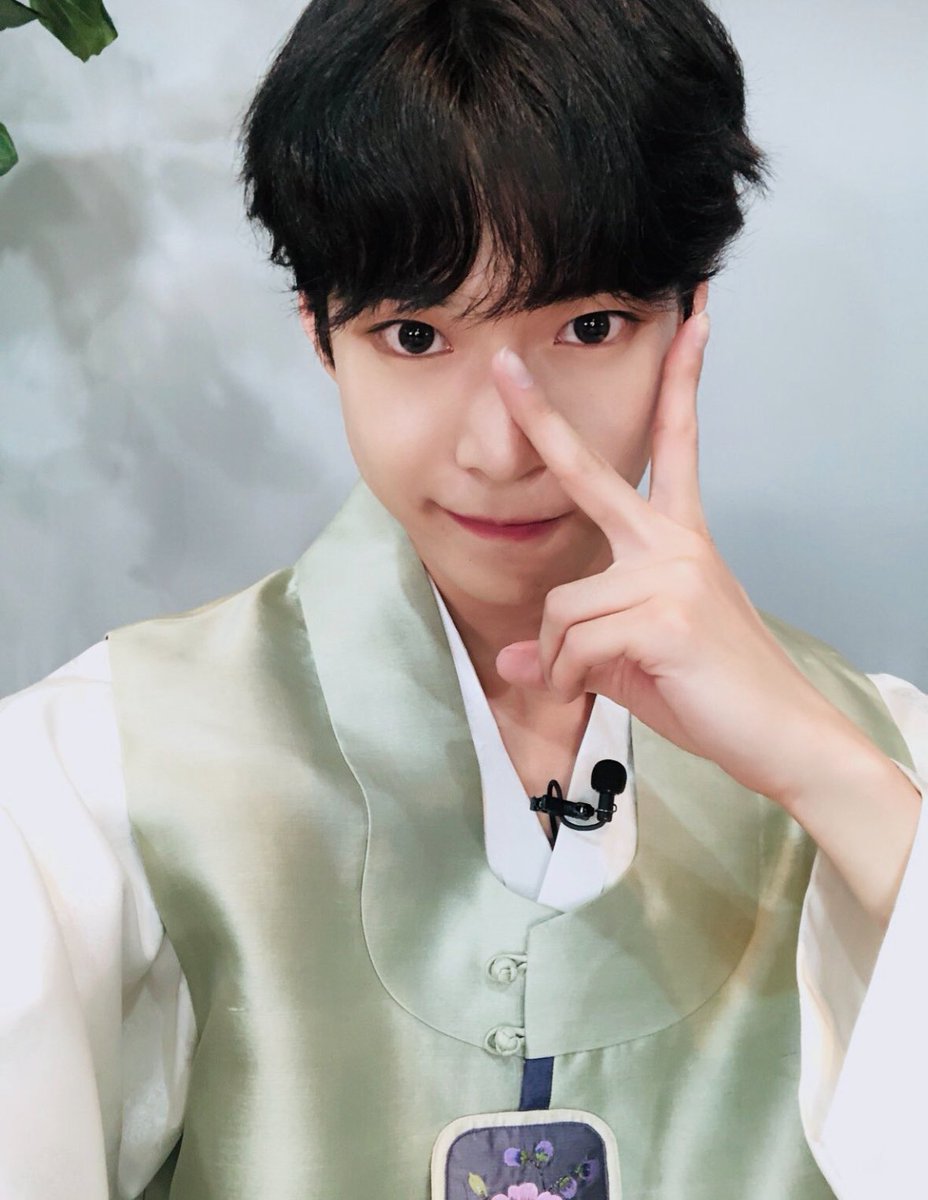 ppou9621's tweet photo. #맘찍한트친추석잘보내안한트친도잘보내

트친들 즐추 보내세요 🌕 https://t.co/VgU7rUGb6s