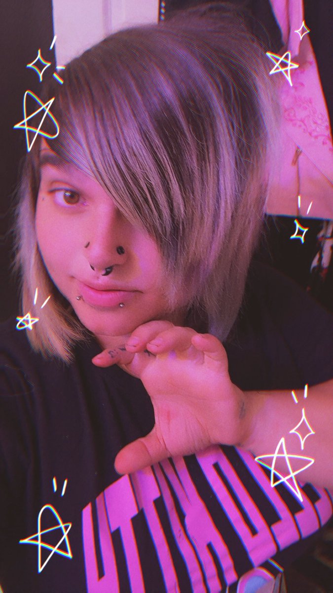 emi_blz69's tweet photo. I say Rawr XD #myspace #scenekid #emo #nostalgia https://t.co/sP3emft8sC