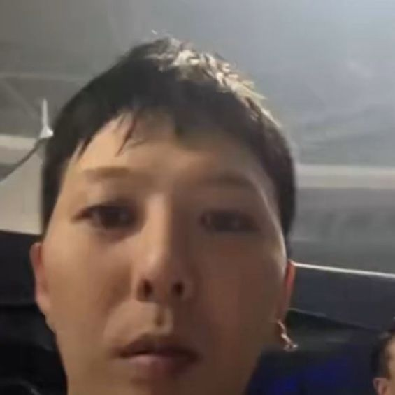 nynyyxgd's tweet photo. GDRAGON IS OFFICIALLY CANCELLED FOR ME. 

i’ve always defended him, but definitely in this situation i fucking can’t. i thought he was  very kind and now it turns out that he was involved in a scandal that consists of stealing the hearts of innocent people like me. https://t.co/Tm7dePpJLz