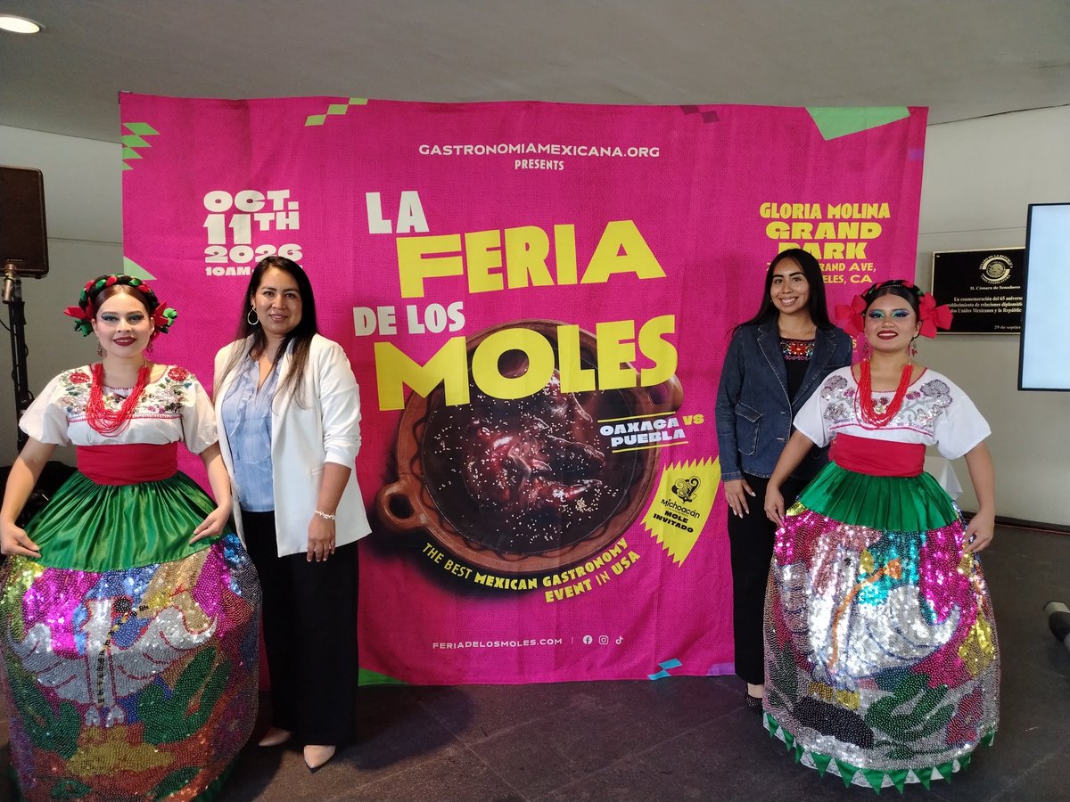 marcofierro14's tweet photo. #Estopasaenmiciudad #Puebla #Mexico La Feria de los Moles #2026 , se consolida como el evento gastronómico más importantes de México en #EUA.
- Para el 2027, en coordinación con #FuerzaMigrante, la #UPEXT llevará el evento a Nueva York y otros Estados de la Unión América. https://t.co/jqJv6ov7bY