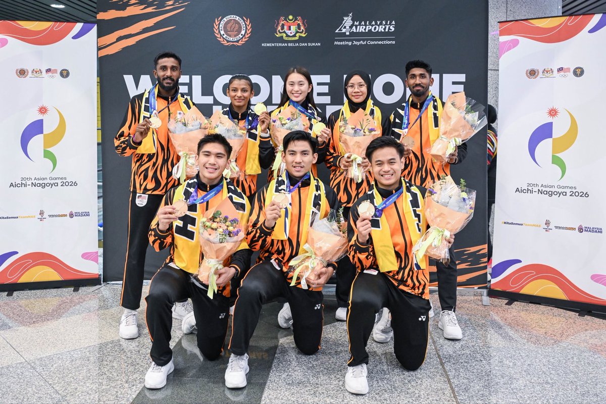 KBSMalaysia's tweet photo. SAMBUTAN KEPULANGAN WIRA KARATE DAN WUSHU NEGARA 

Timbalan Menteri Belia dan Sukan, YB Tuan Mordi Anak Bimol meluangkan masa menyambut ketibaan skuad karate dan wushu negara yang kembali dari Temasya Sukan Asia Aichi-Nagoya 2026 di KLIA, awal pagi tadi. https://t.co/WJkAF6yfNy