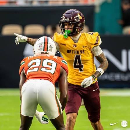 Michaelhills110's tweet photo. Blessed to receive another D1 offer from BCU #AllglorytoGod https://t.co/oOkP501WZF