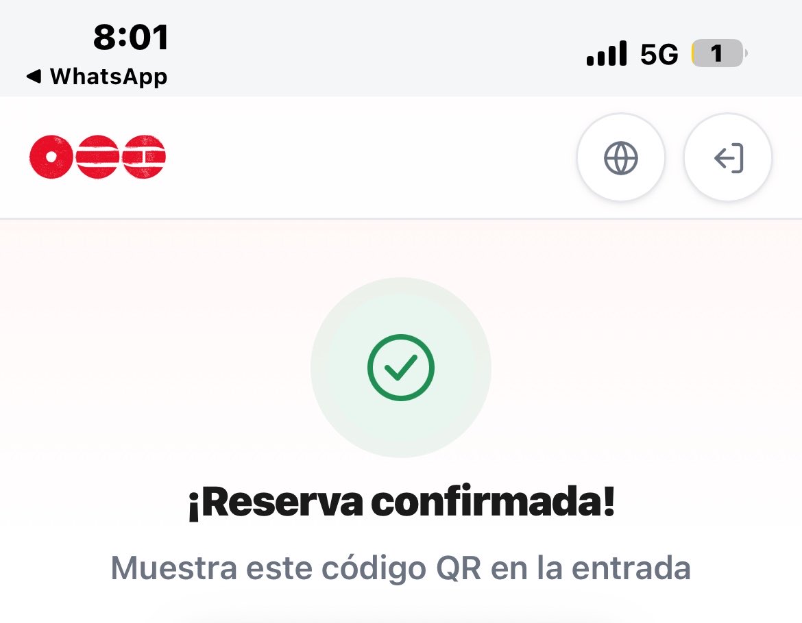 skj_tilin's tweet photo. Le gané a ticketmaster, le gané a 200k armys, obviamente le iba a ganar a la página de la pop up con solo 1% de batería en el celular, estoy 100% hecha de fe https://t.co/VXzFr2CQw8 https://t.co/YRyYCgzW44