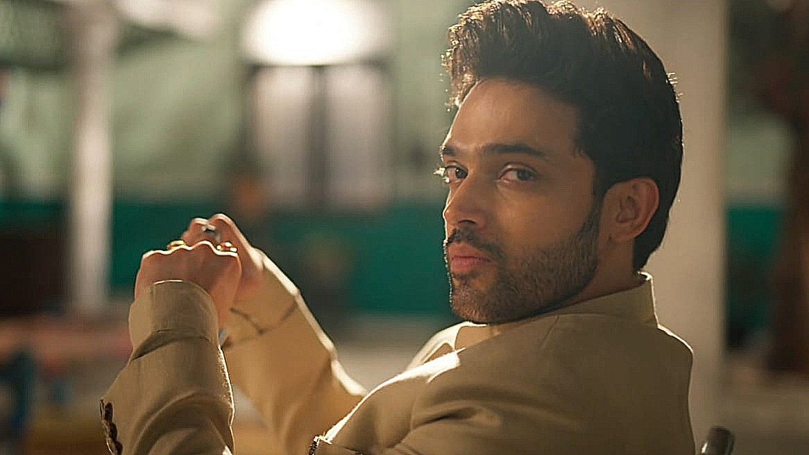 Babulal54764138's tweet photo. Can we talk about the cinematography here 😭?

As if Mahid Niyazi wasn't already a walking distraction, they had to go and frame him in the most breathtaking lighting possible! 😮‍💨❤️‍🔥

•#ParthSamthaan• •#MahidNiyazi•
•#SeherHoneKoHai• https://t.co/C5Cl9CkHuz
