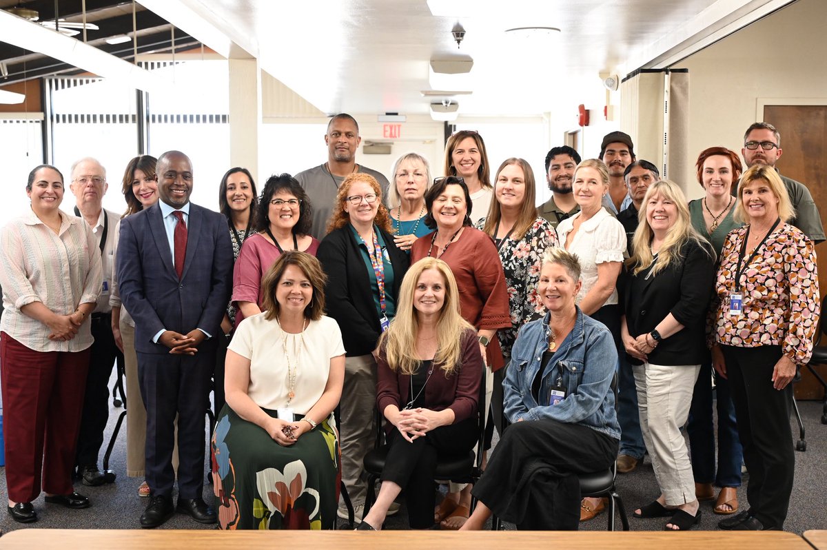 TonyThurmond's tweet photo. Great day with the staff at the Diagnostic Center in Fresno who provide incredible services for students with disabilities to support them and their families. Please get in touch if we can support you and your students. All our services are free! https://t.co/qHeRr5WAgX
