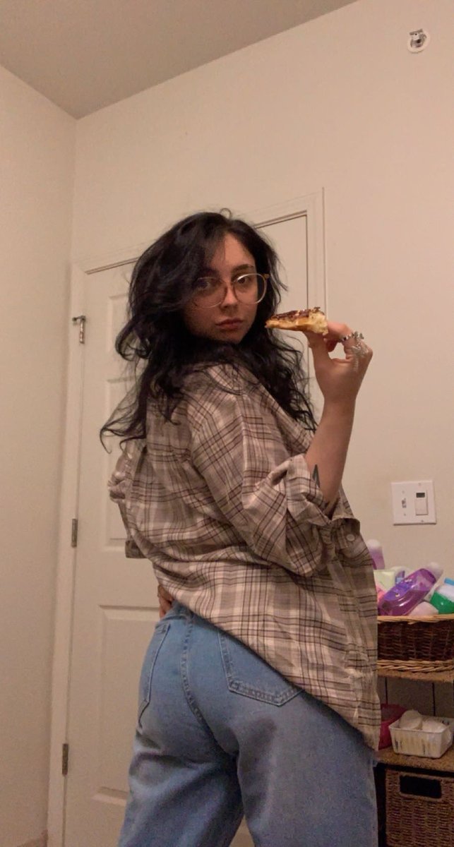 m3wissa's tweet photo. Oh heyyyy ;) just dropping some random pics that I like forno mf reason. Kinda homophobic I can only put 4pics wth x get ur shit 2gethaaa https://t.co/EhPDNbw9IL