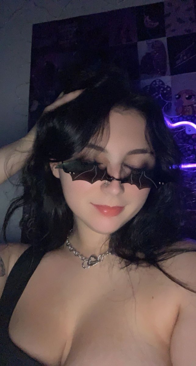 m3wissa's tweet photo. Oh heyyyy ;) just dropping some random pics that I like forno mf reason. Kinda homophobic I can only put 4pics wth x get ur shit 2gethaaa https://t.co/EhPDNbw9IL