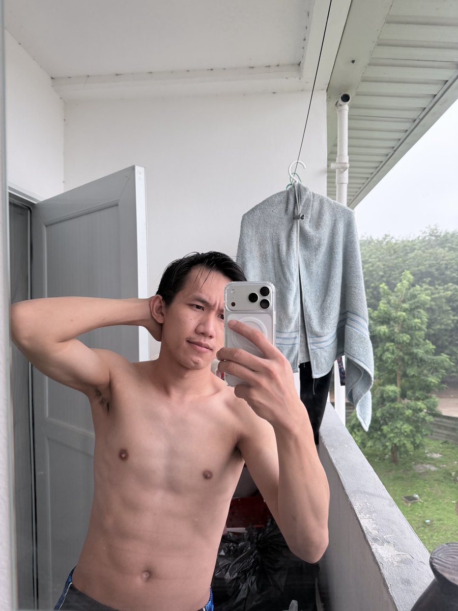 sknpyk's tweet photo. ฝนตกตั้งแต่เมื่อคืน จนเลิกงาน  ลาดีไหมน้อ 😅

#ปลวกแดง #บ่อวิน #มาบยางพร #สะพานสี่ https://t.co/gqxBO30wmo