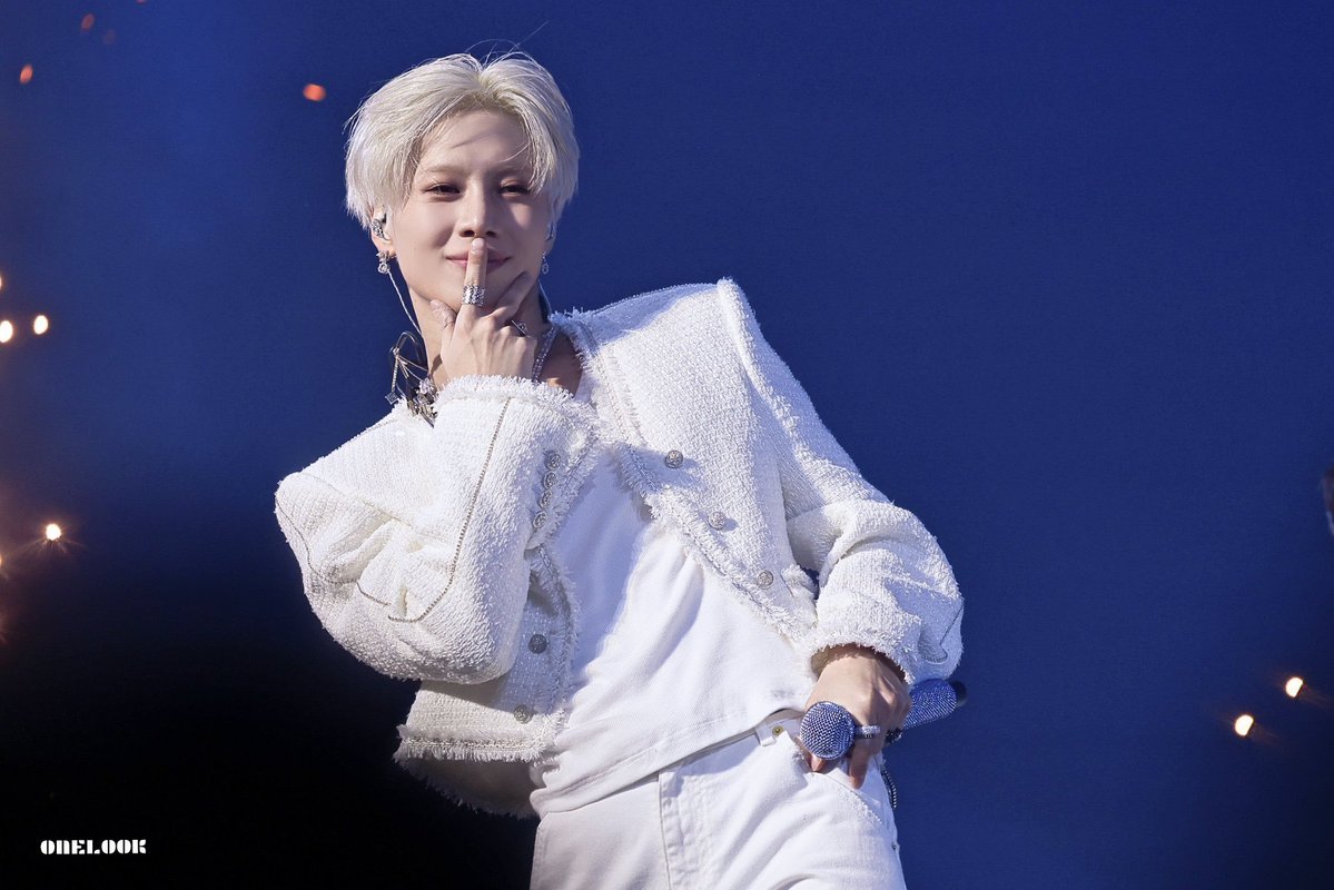 holy____TM's tweet photo. 뭐니 뭐니 해�� 웃는 모습이 제일 좋다
태민이 앞날에는 행복과 행운이 더 가득하길
오래오래 많이 웃었으면 좋겠어 🤍 https://t.co/RkmAswOsMF