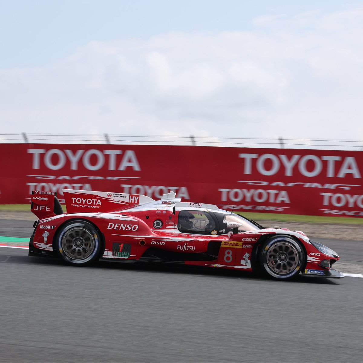 ToyotaRacingWEC's tweet photo. Already making our mark on home turf 👊

#TOYOTARACING #WEC #TR010HYBRID @FIAWEC @fswpress https://t.co/YZO9AyM1Wh