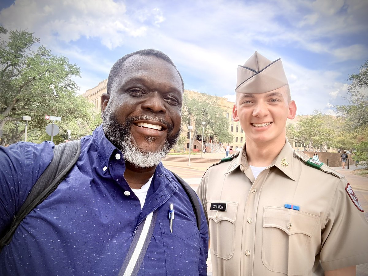 ChipBaker19's tweet photo. ๐
Texas A&M University
Got a chance to meet Noah today! Always good to talk with them to see where they are from and what they are studying. Gig em! Whoop! @aggiecorps
#tamu #aggiecorps #gogetit https://t.co/1I9Gljmide