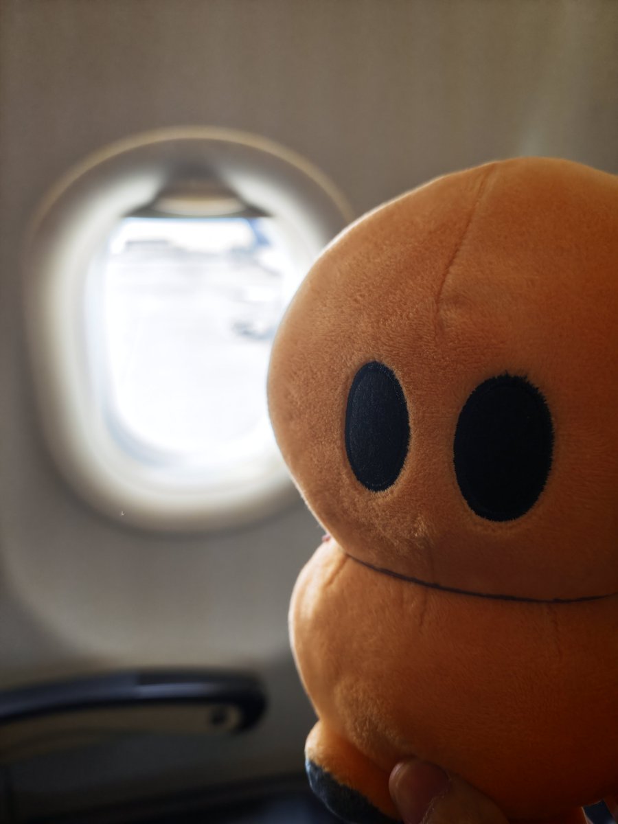 hokkunhouhoku's tweet photo. 群馬県に行くよ。ほっくん。
というかとりあえず東京駅行くよ。 https://t.co/t84fNR6I5e