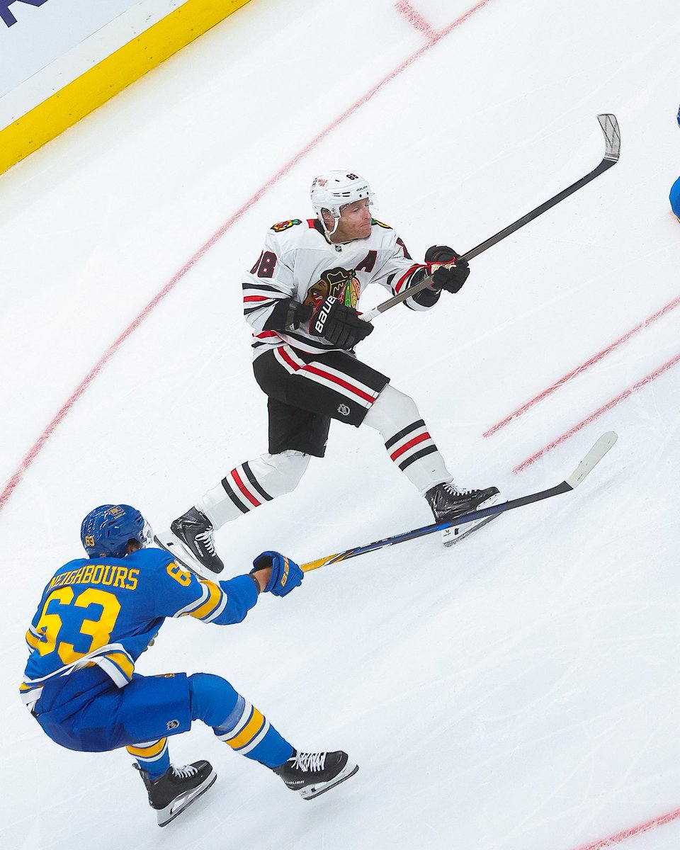 NHLBlackhawks's tweet photo. big fans of this: https://t.co/Gb7ihdKNhD